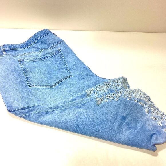 Lane Bryant Capri Mid Rise Boyfriend Jeans 34/36 Lace Hem - Picture 3 of 11